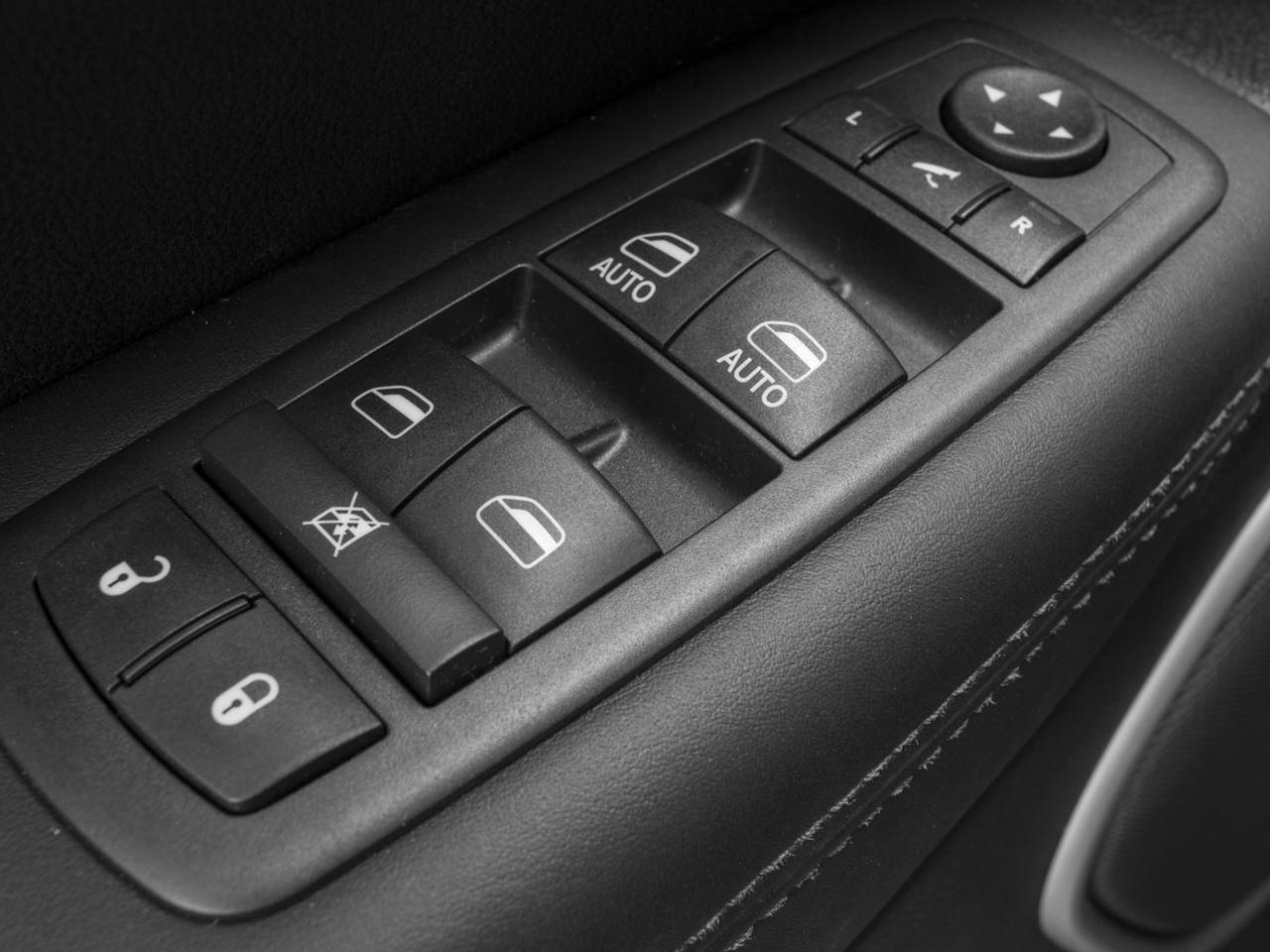 2015 Jeep Grand Cherokee Summit