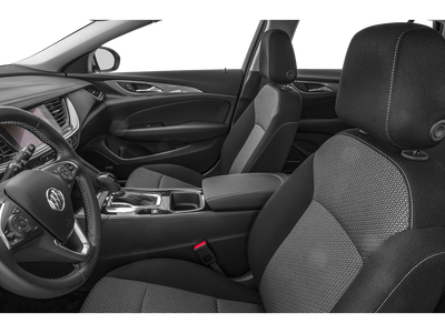 2019 Buick Regal TourX Essence