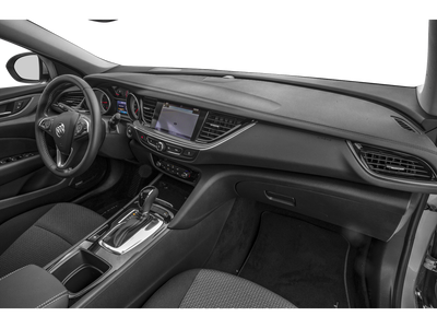 2019 Buick Regal TourX Essence
