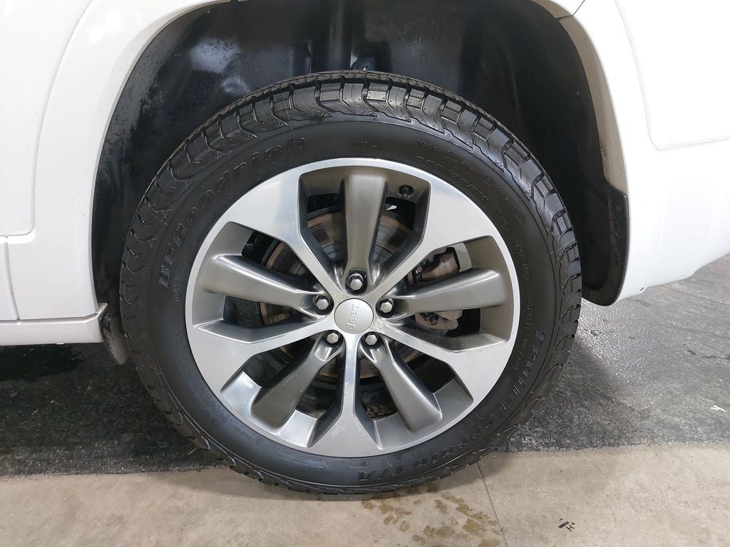 2019 Jeep Cherokee Overland