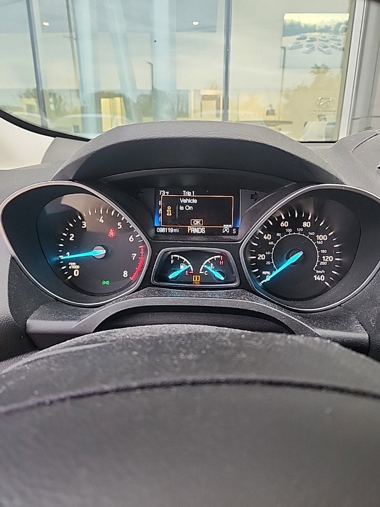 Used 2019 Ford Escape SE with VIN 1FMCU9GD9KUA99326 for sale in Holland, MI