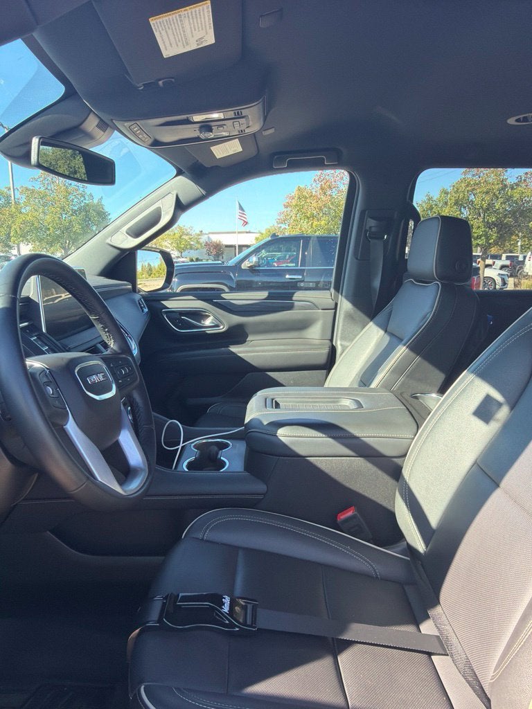 2024 GMC Yukon XL SLT