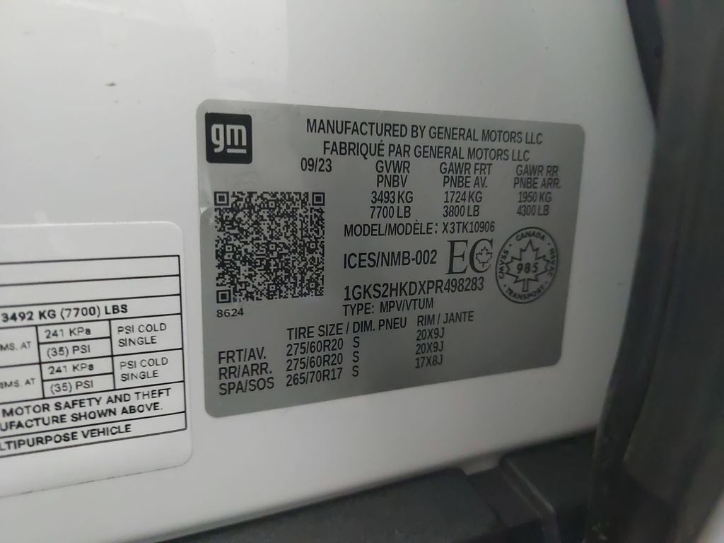 2023 GMC Yukon XL AT4