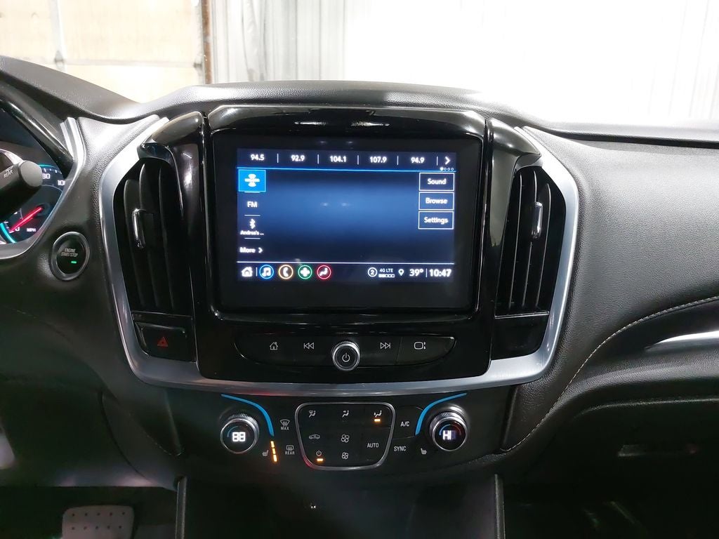 2022 Chevrolet Traverse LT Leather