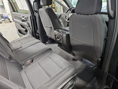 2023 Chevrolet Suburban LS