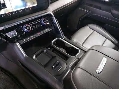 2025 GMC Sierra 3500HD Denali