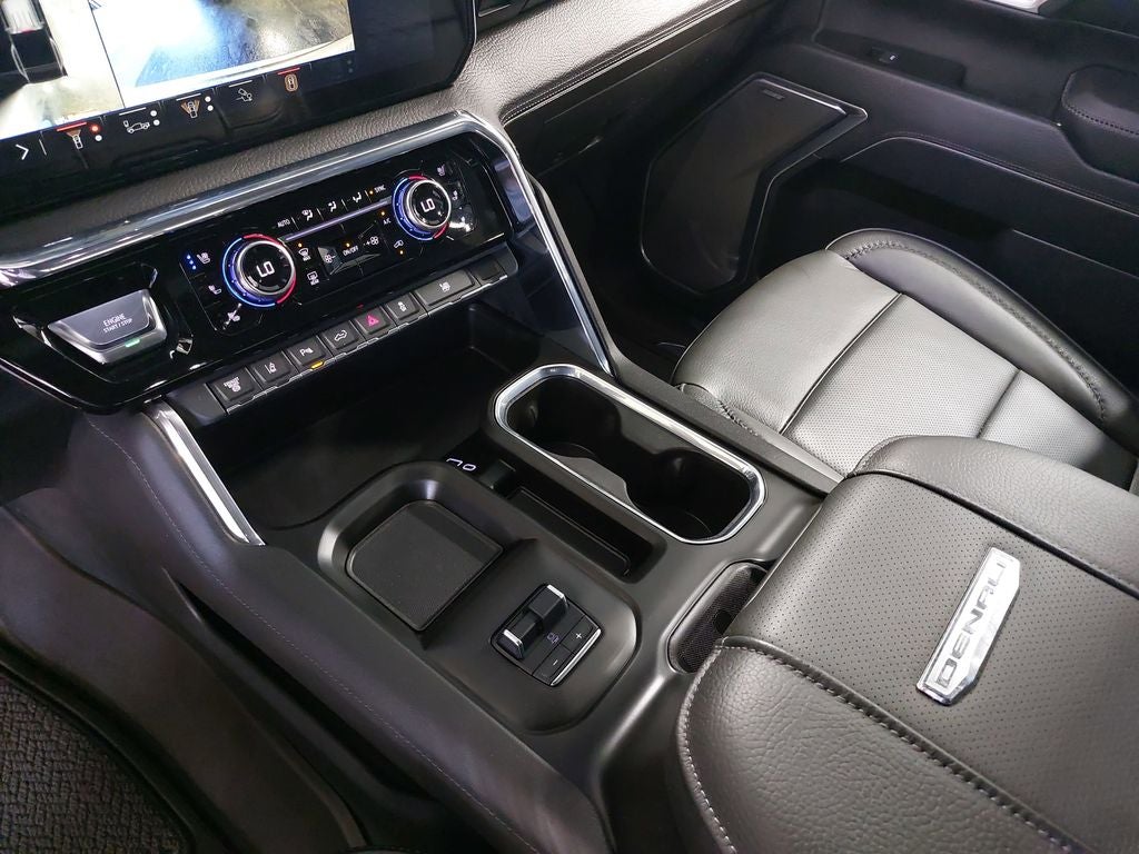 2025 GMC Sierra 3500HD Denali