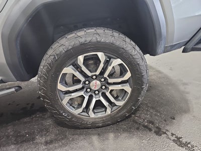 2024 GMC Canyon AT4