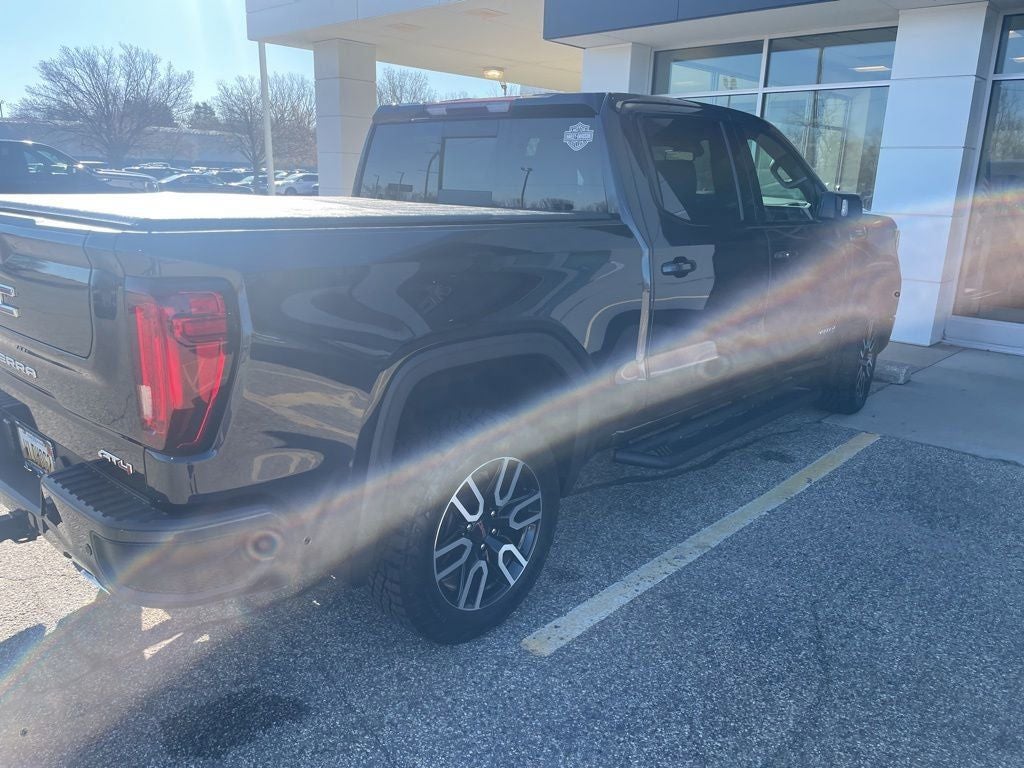 2023 GMC Sierra 1500 AT4