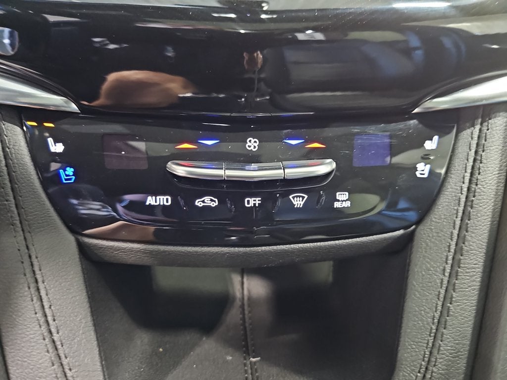 2023 Cadillac XT6 Sport