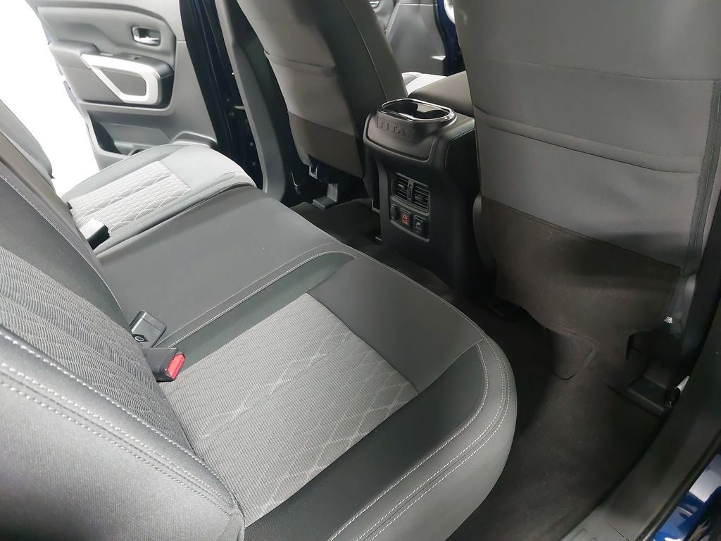 2024 Nissan Titan SV