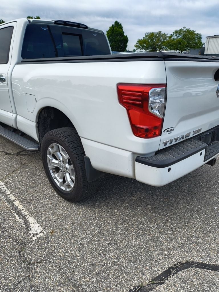 2017 Nissan Titan XD SV