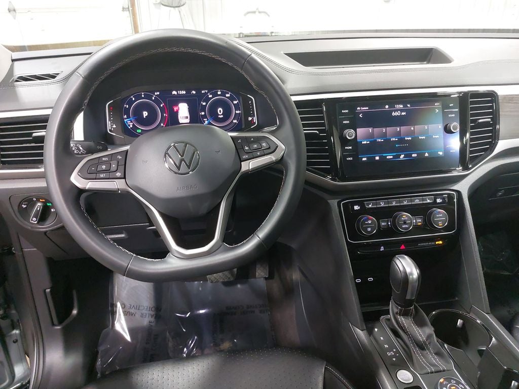 2022 Volkswagen Atlas 3.6L V6 SE w/Technology