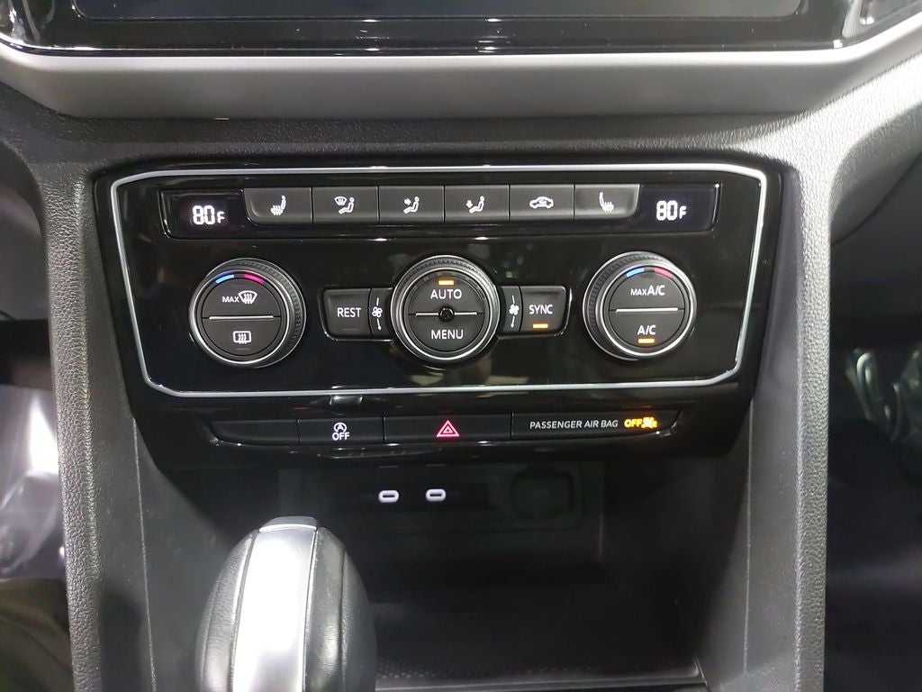 2022 Volkswagen Atlas 3.6L V6 SE w/Technology