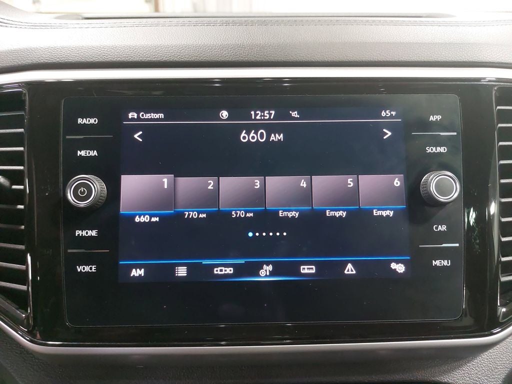 2022 Volkswagen Atlas 3.6L V6 SE w/Technology