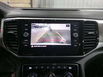 2022 Volkswagen Atlas 3.6L V6 SE w/Technology