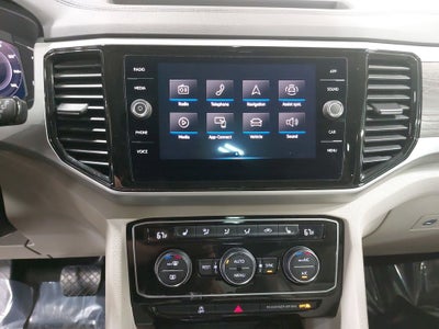 2022 Volkswagen Atlas 3.6L V6 SE w/Technology