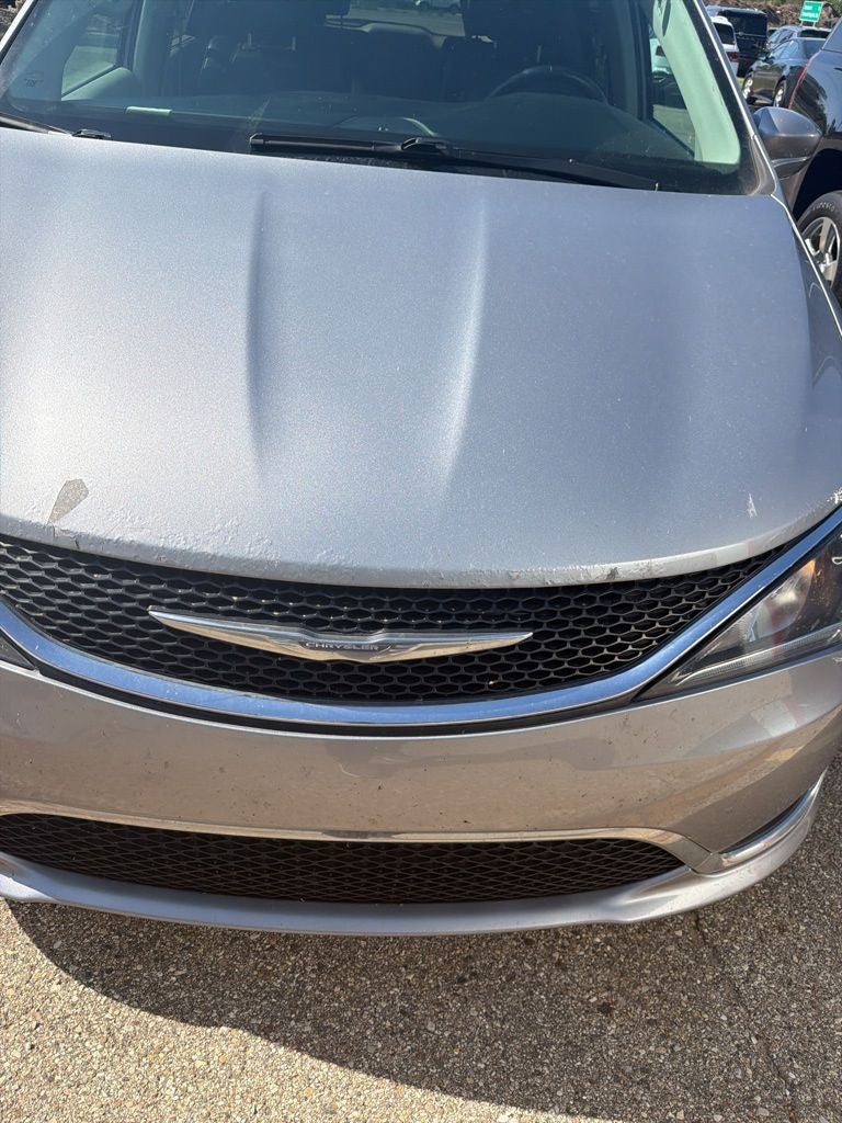 2017 Chrysler Pacifica Touring L Plus
