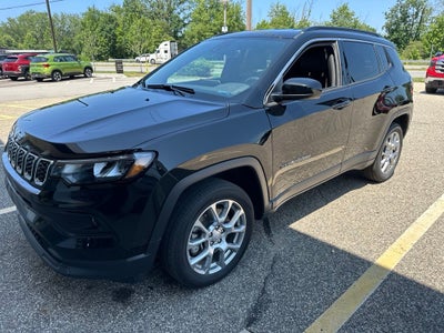 2024 Jeep Compass Latitude Lux