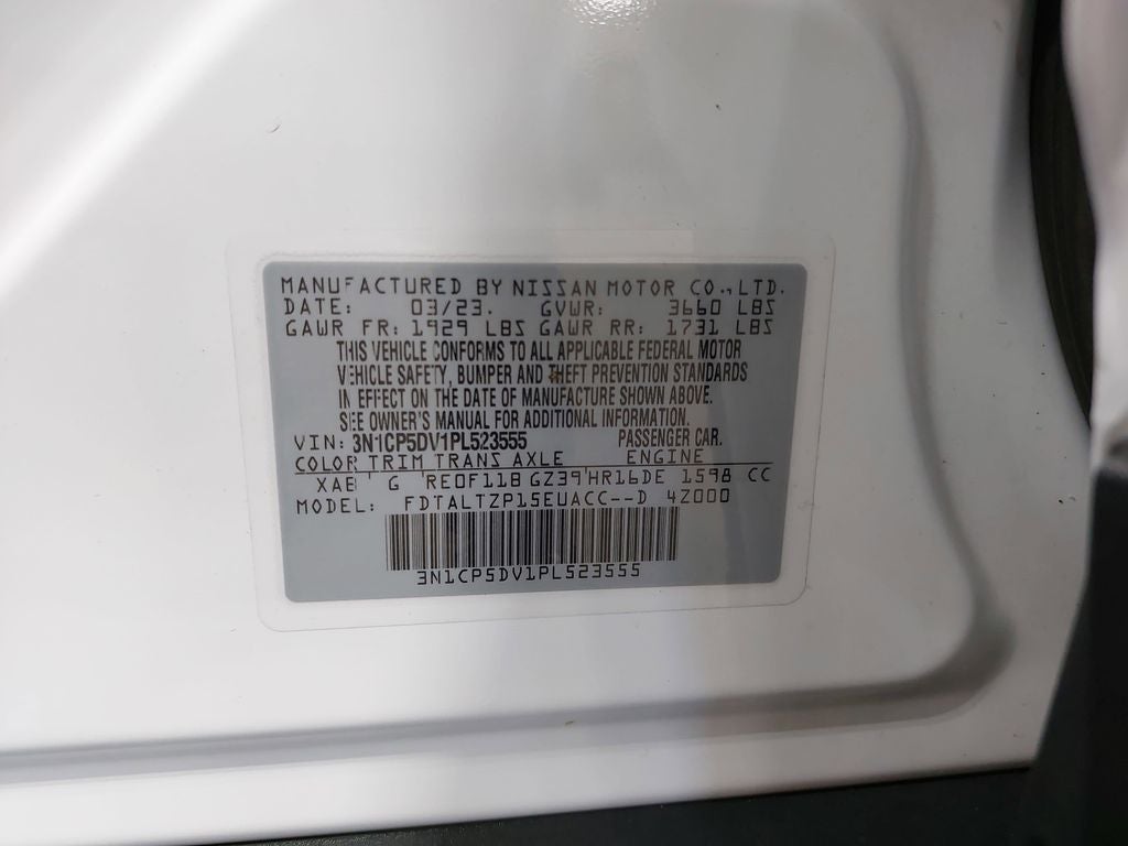 2023 Nissan Kicks SR