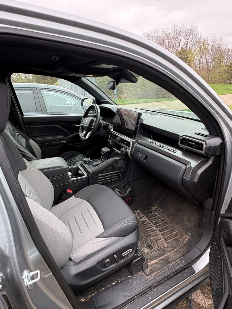 2024 Toyota Tacoma TRD Off-Road