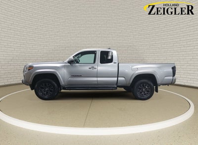 2022 Toyota Tacoma SR5