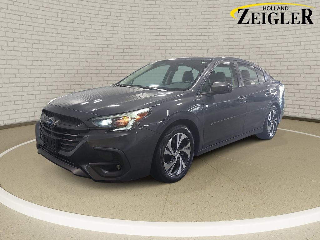 2023 Subaru Legacy Premium's photo