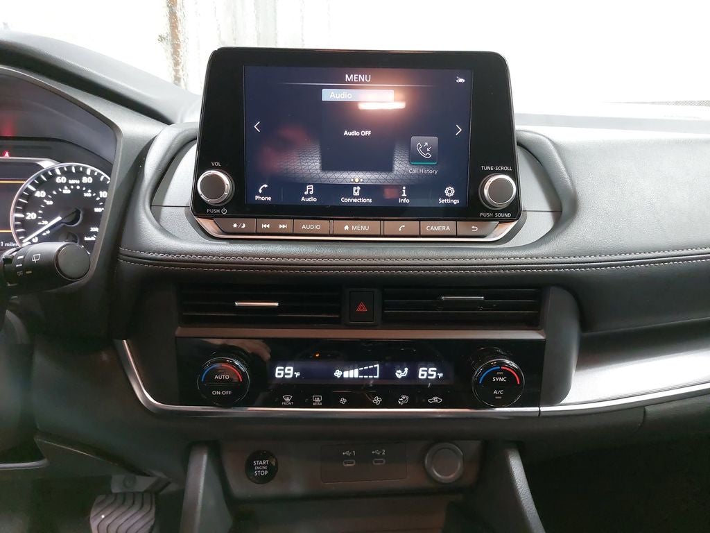 2025 Nissan Rogue SV