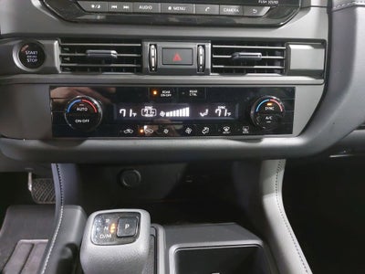 2025 Nissan Pathfinder S