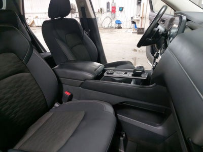 2023 Nissan Pathfinder SV