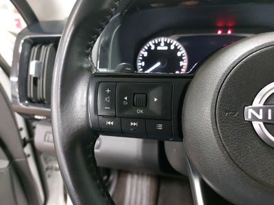 2023 Nissan Pathfinder SV