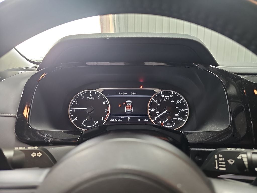 2024 Nissan Pathfinder SV