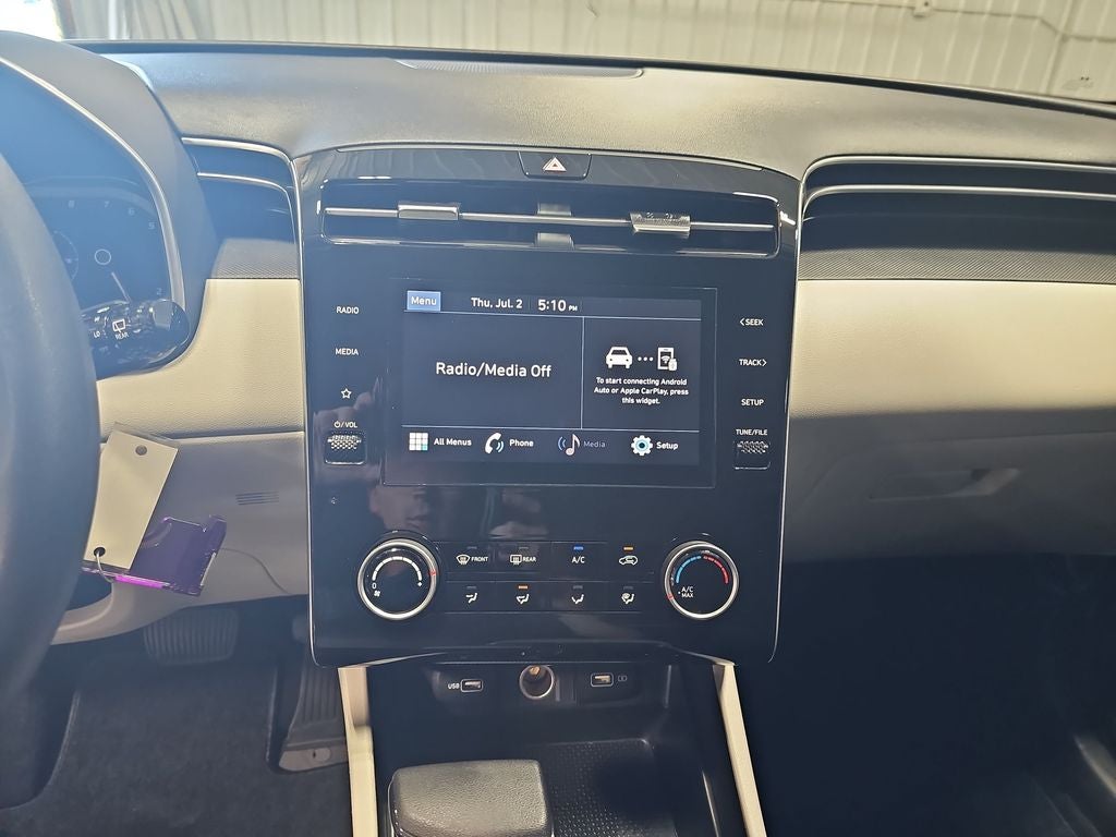 2023 Hyundai TUCSON SE