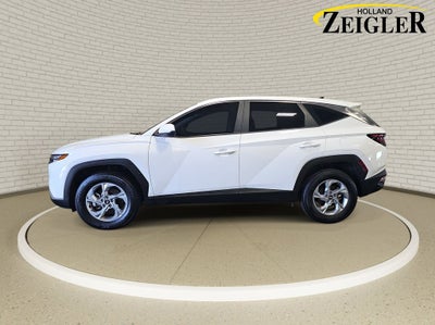 2023 Hyundai TUCSON SE