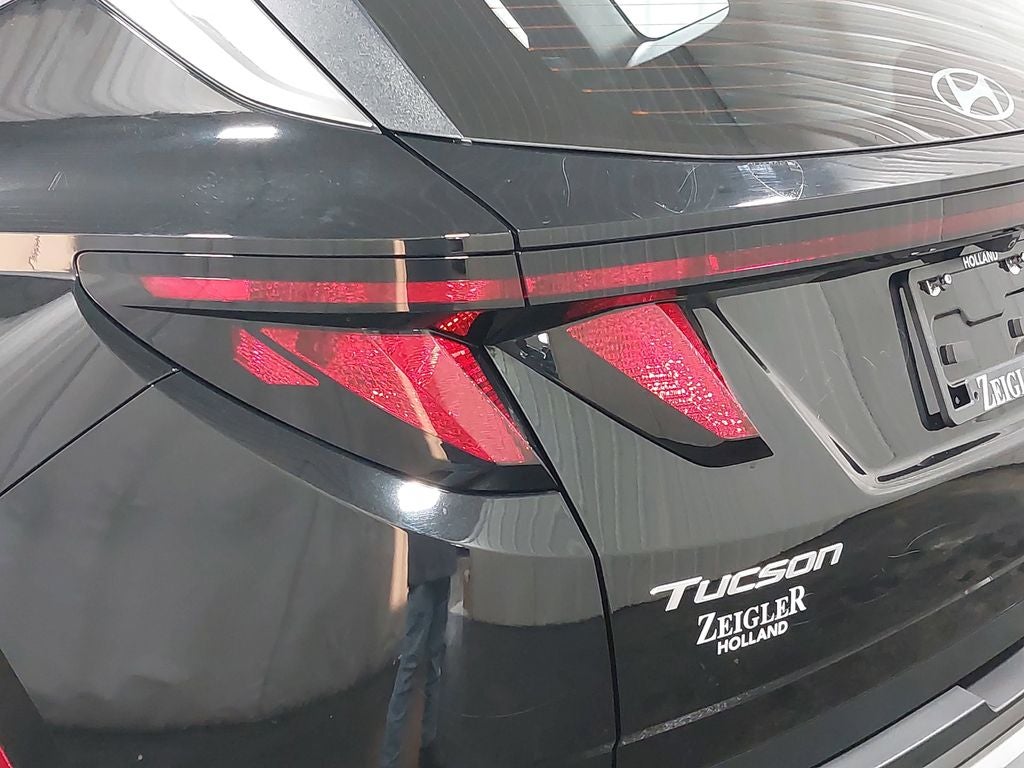 2025 Hyundai TUCSON SE