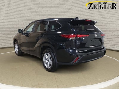 2023 Toyota Highlander LE