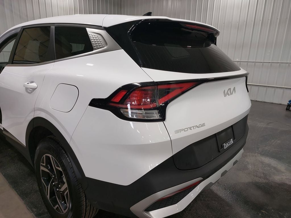 2025 Kia Sportage LX