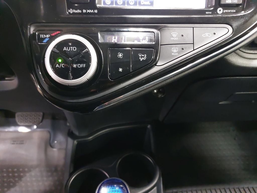 2018 Toyota Prius c Four