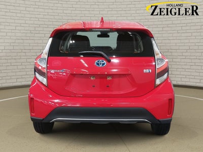 2018 Toyota Prius c Four