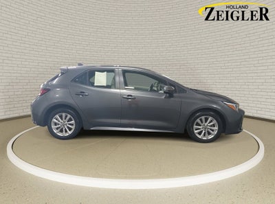 2024 Toyota Corolla Hatchback SE