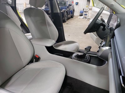 2024 Hyundai KONA SE