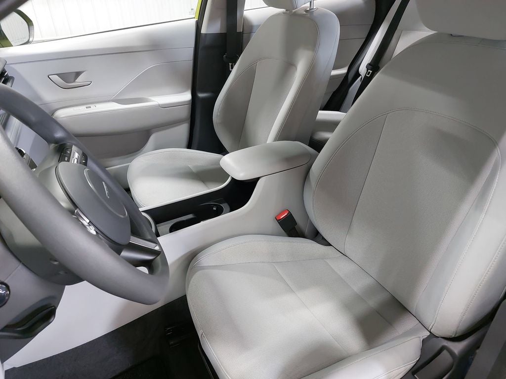 2024 Hyundai KONA SE