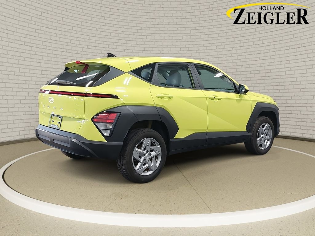 2024 Hyundai KONA SE