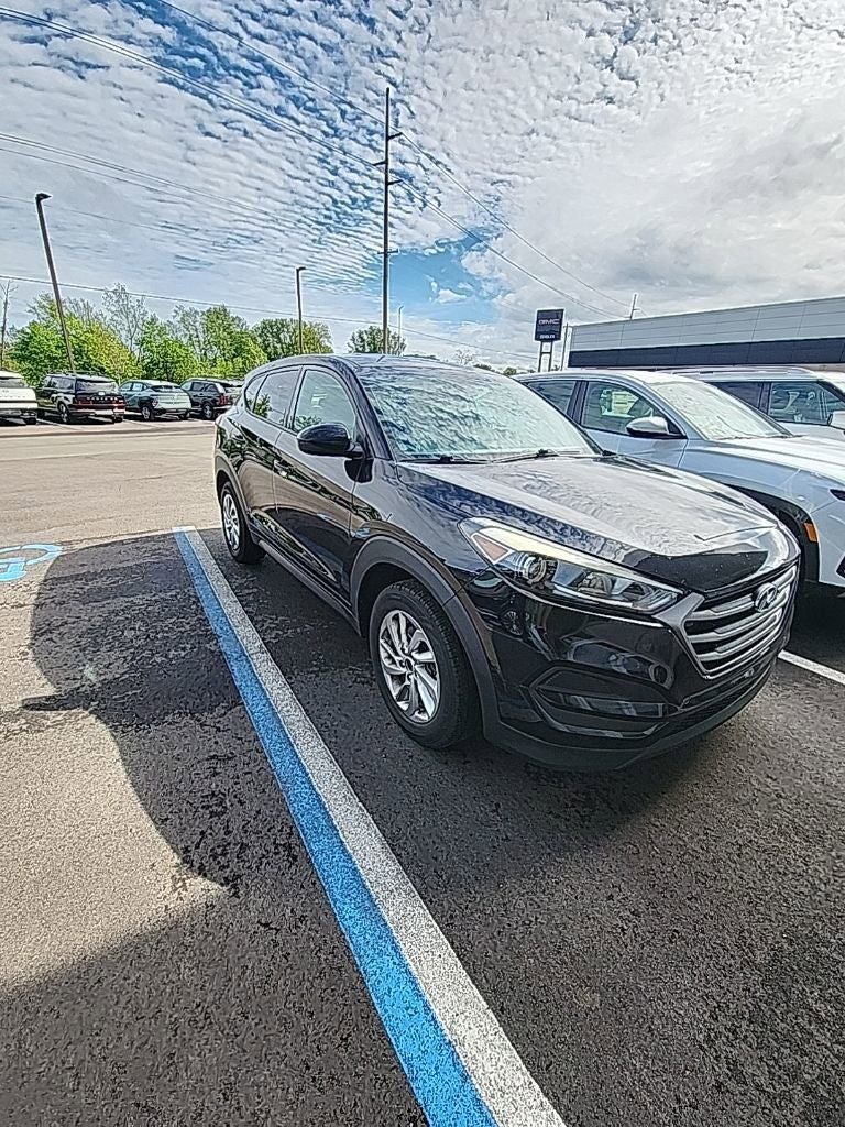 2017 Hyundai TUCSON SE