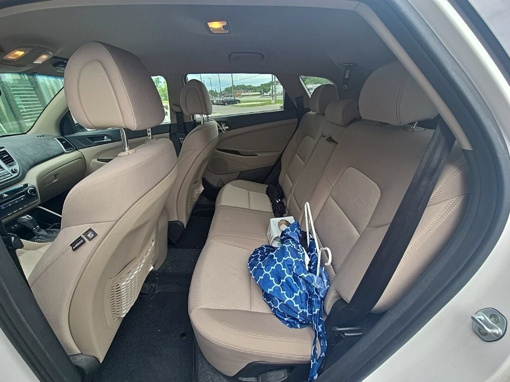 2016 Hyundai TUCSON SE