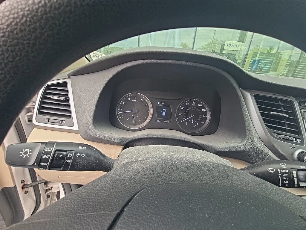 2016 Hyundai TUCSON SE