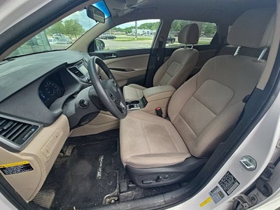 2016 Hyundai TUCSON SE