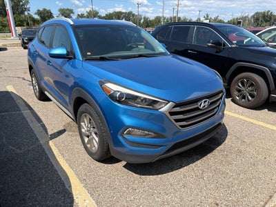 2017 Hyundai TUCSON SE