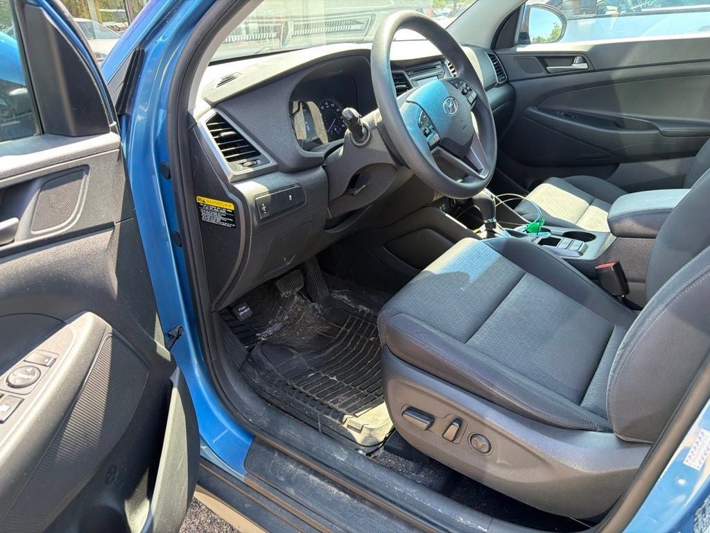 2017 Hyundai TUCSON SE