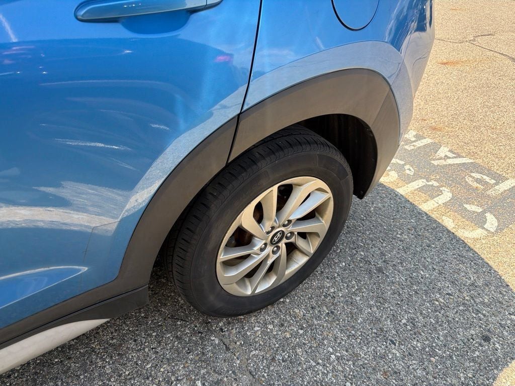 2017 Hyundai TUCSON SE